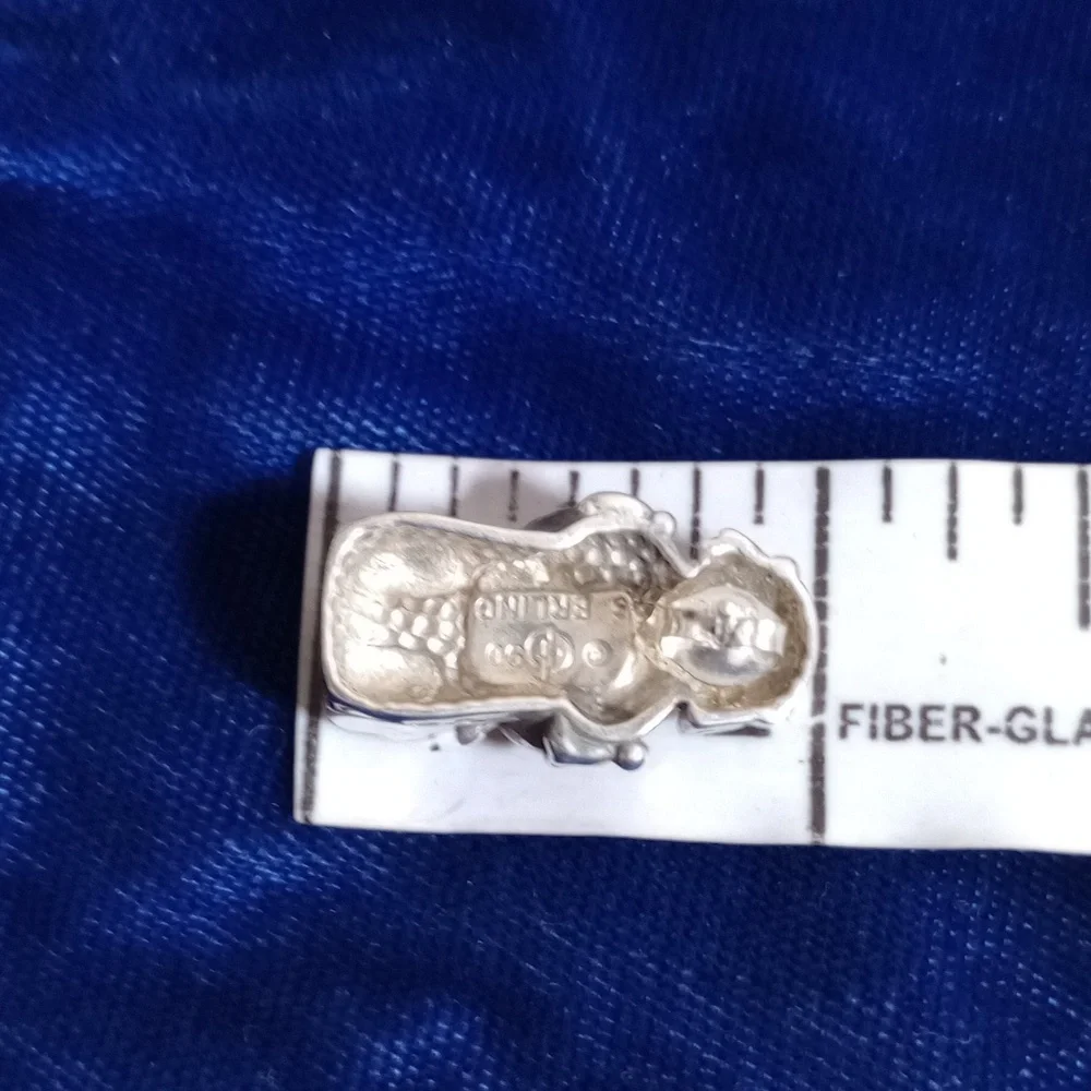 Storyteller Vintage Native American Sterling Silver  Stud Earrings - Picture 6 of 14
